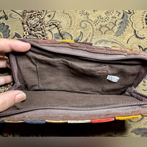 Handcrafted Coconut Shell Purse - Picture 13 of 15